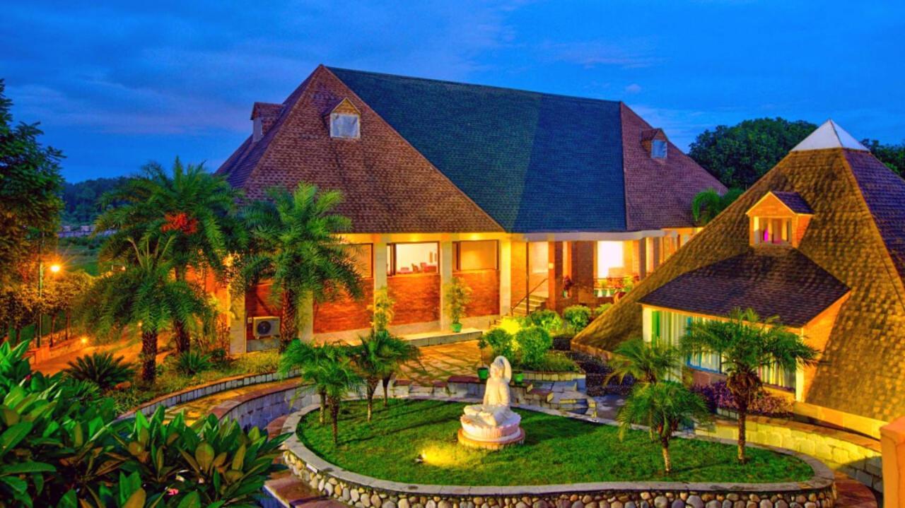 Pyramid Home Divine - A Wellness Resort Dehradun Eksteriør bilde