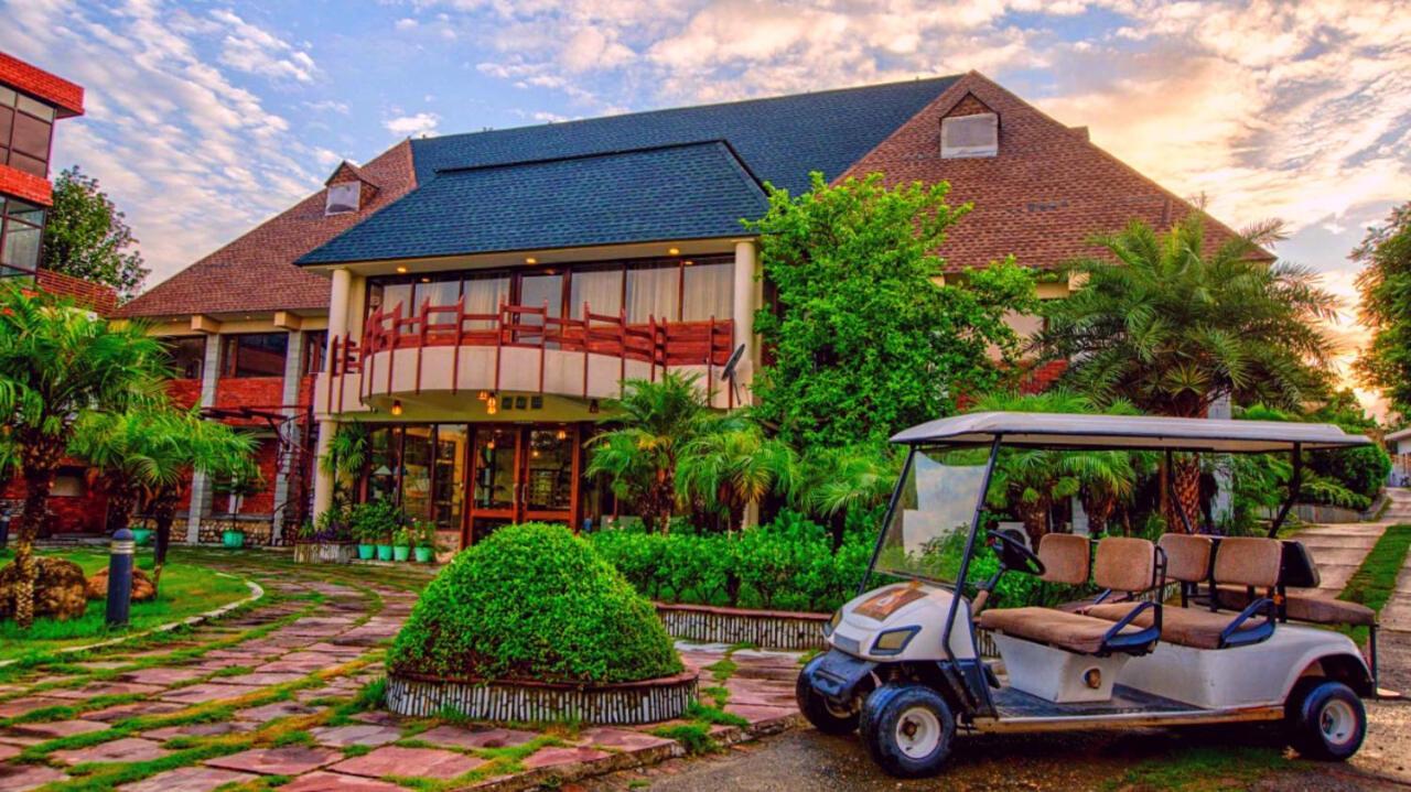 Pyramid Home Divine - A Wellness Resort Dehradun Eksteriør bilde